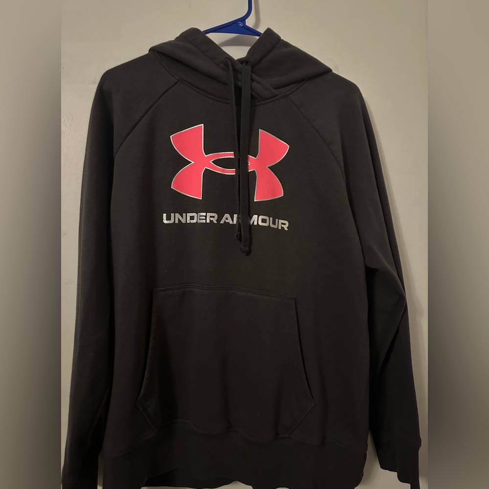 size large, very comfortable, worn several times